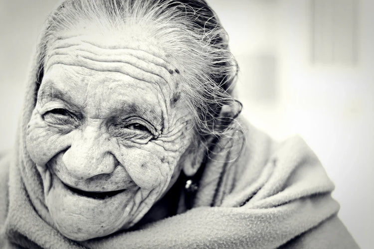The Aging Skin Dilemma Combatting Its Effects Naturally
