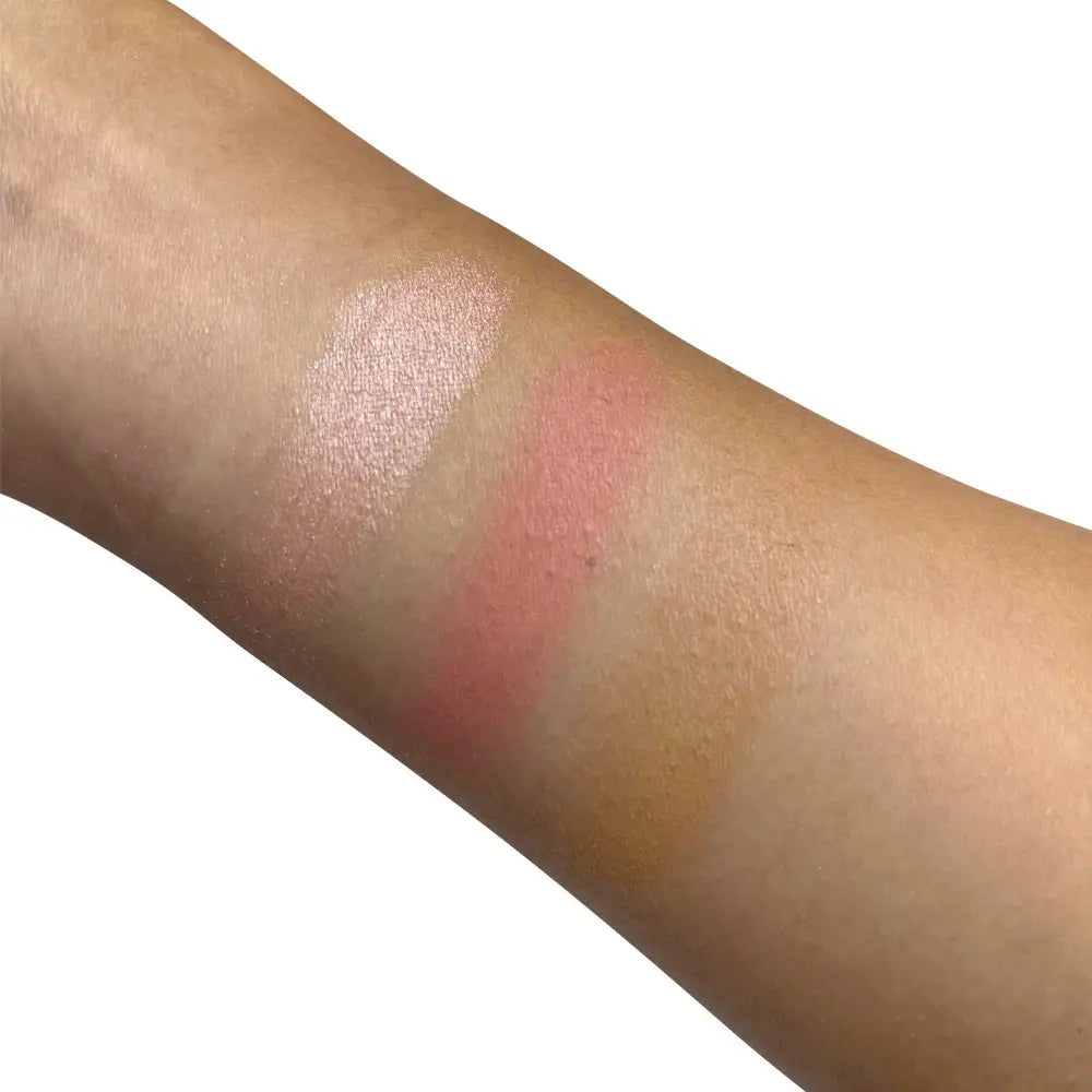 MIANIMED premium skincare palette featuring blush and bronzer shades.